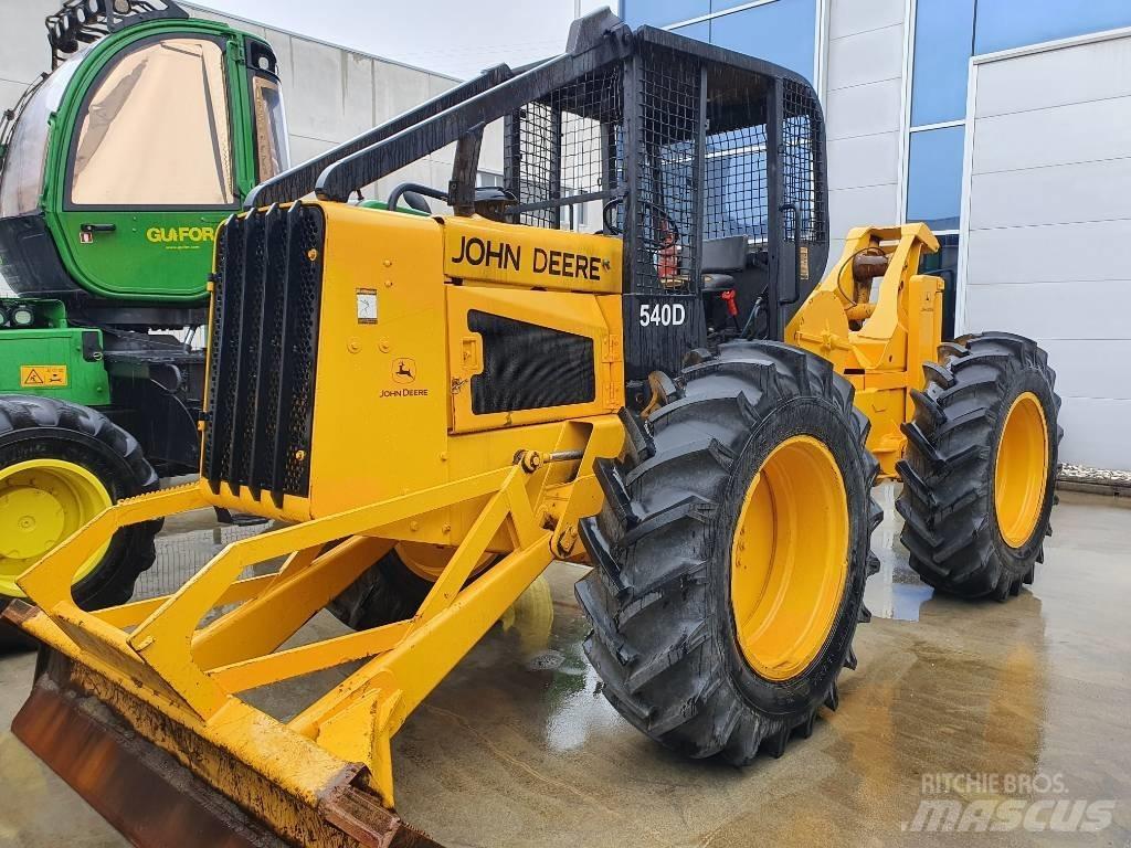 John Deere 540 D Šķeldotāji