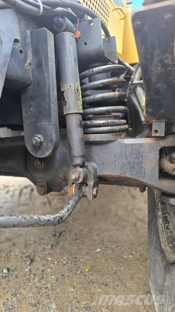 JCB Fastrac 155 Traktori