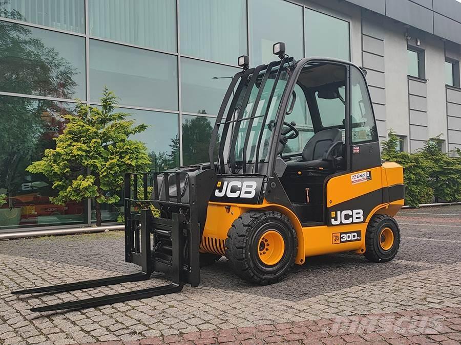 JCB TLT30D Tehnika ar dīzeļa dzinēju