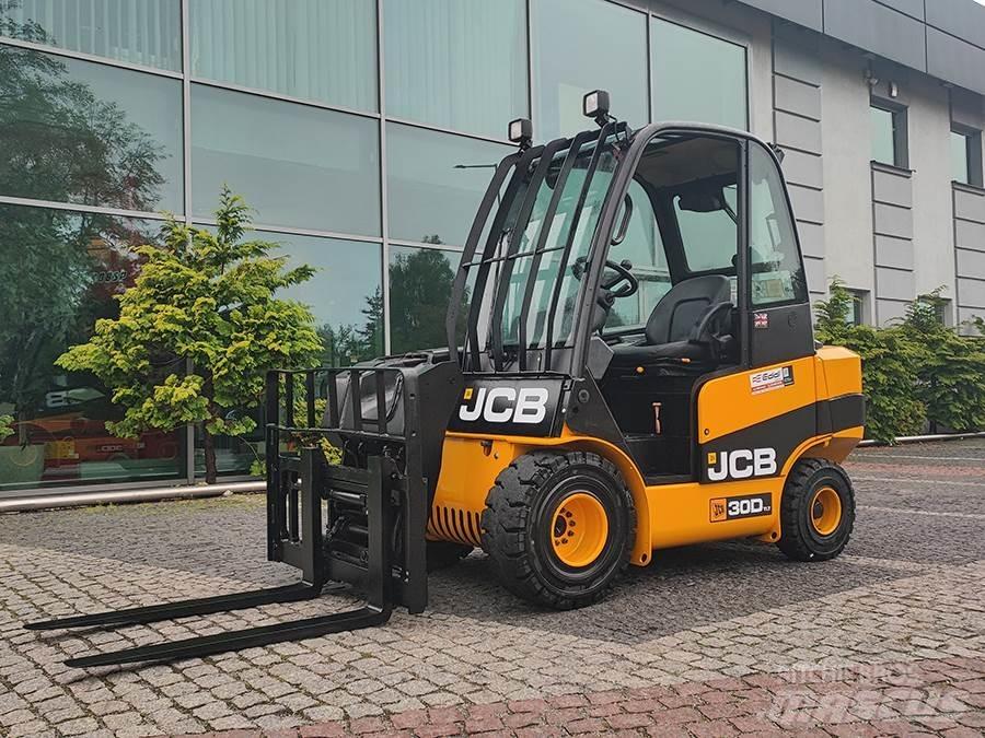 JCB TLT30D Tehnika ar dīzeļa dzinēju