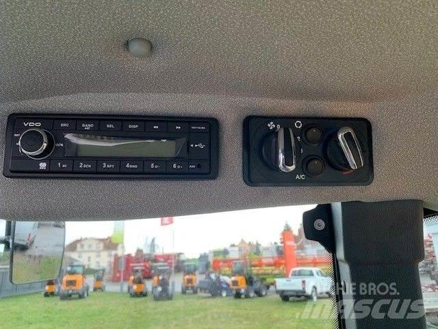 GiANT G5000 Tele Iekrāvēji uz riteņiem