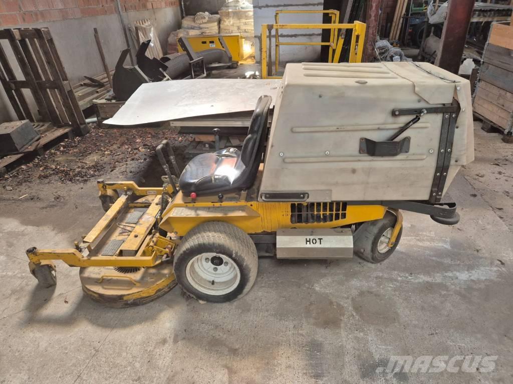 Walker Maaier Nulles pagrieziena zāles pļāvēji