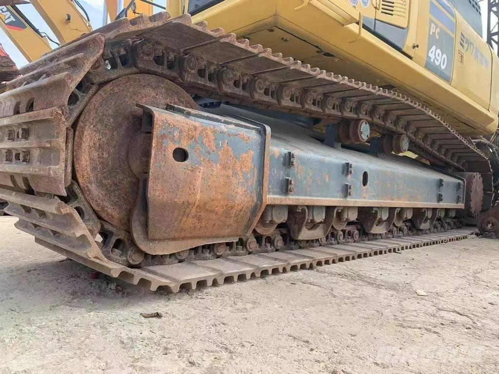 Komatsu PC490-10 Kāpurķēžu ekskavatori