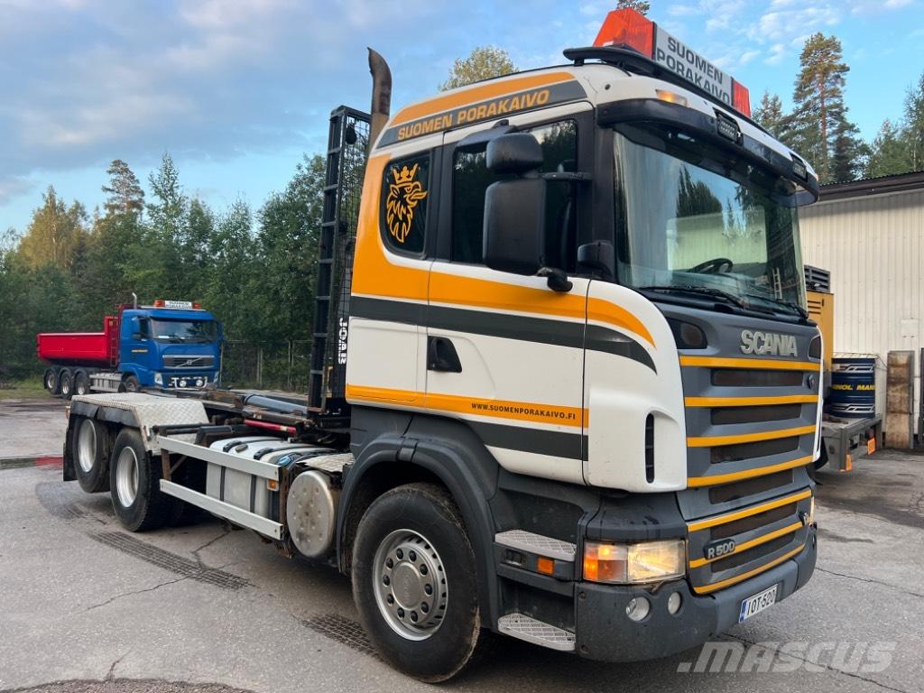Scania R 500 Treileri ar āķi