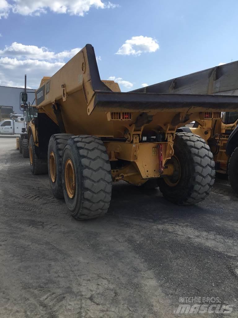 Volvo A 30 F Artikulētie pašizgāzēji