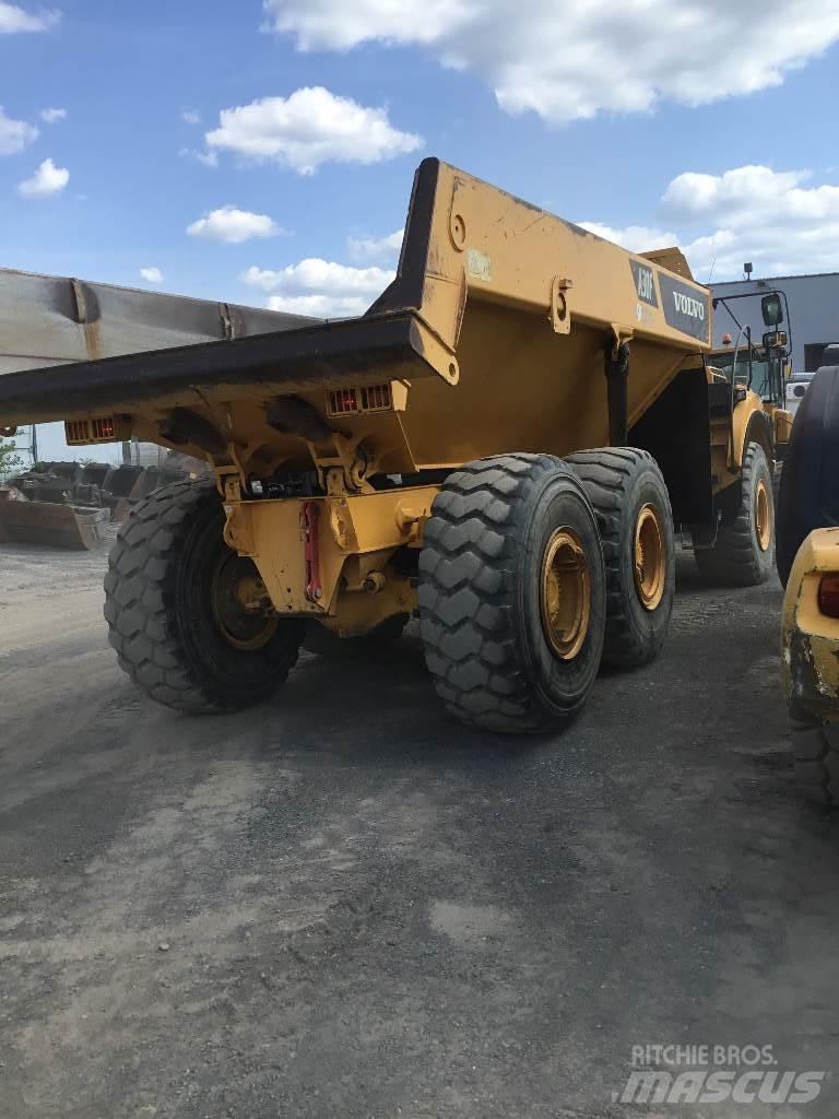 Volvo A 30 F Artikulētie pašizgāzēji