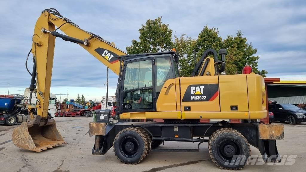 CAT MH 3022 Industriālie iekrāvēji