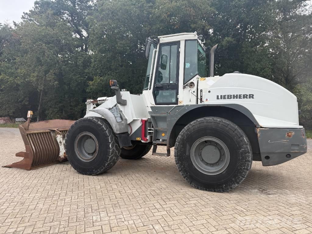 Liebherr L 538 Iekrāvēji uz riteņiem