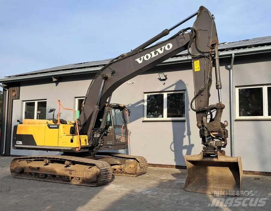 Volvo EC 220 DL Kāpurķēžu ekskavatori