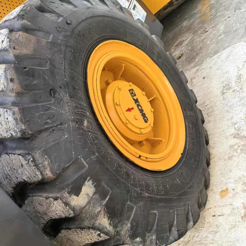 XCMG xs223j Vienvalča grunts veltņi