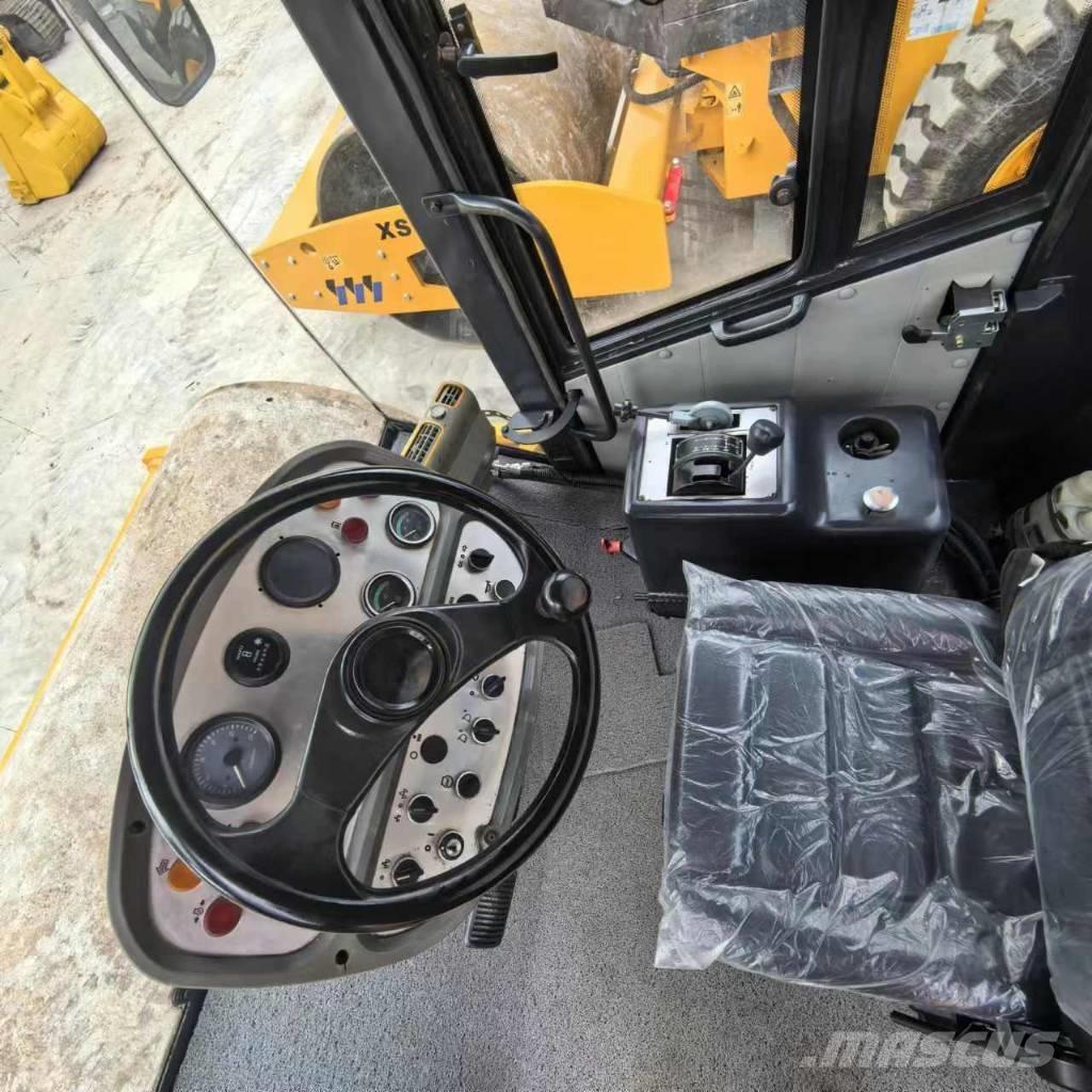 XCMG xs223j Vienvalča grunts veltņi