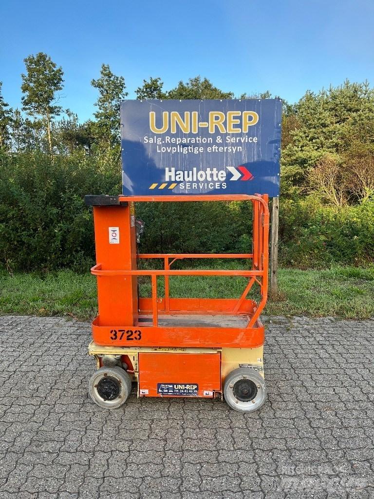JLG 1230 ES Šķerveida pacēlāji