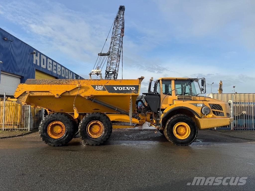 Volvo A 30 F Artikulētie pašizgāzēji