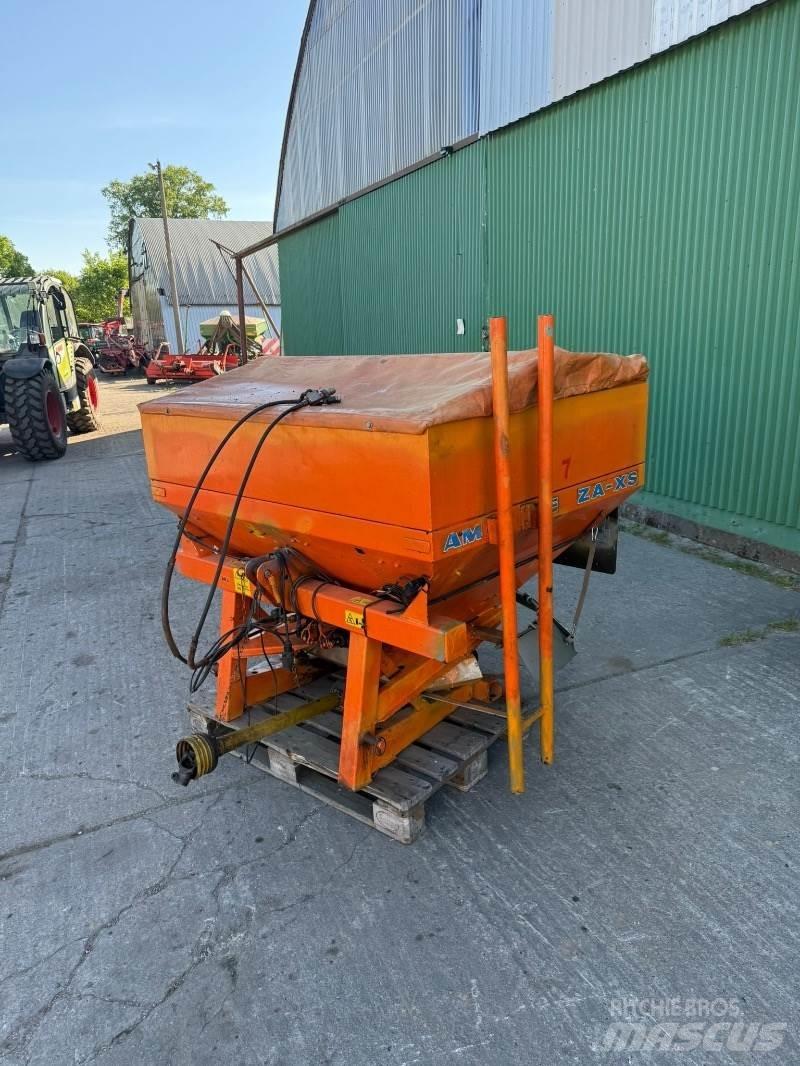 Amazone ZA XS 602 Smilšu un sāls kaisītāji