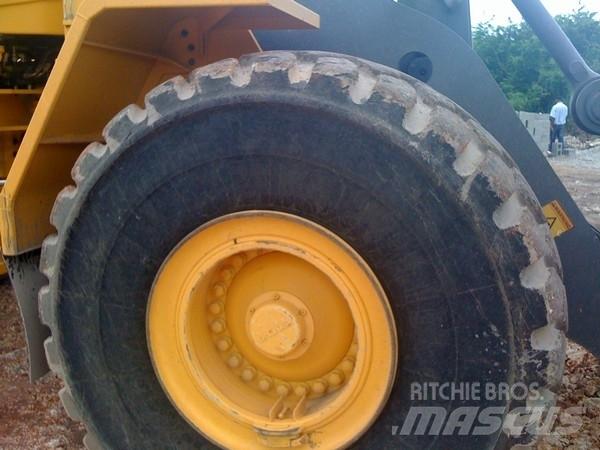 Volvo L180 Iekrāvēji uz riteņiem