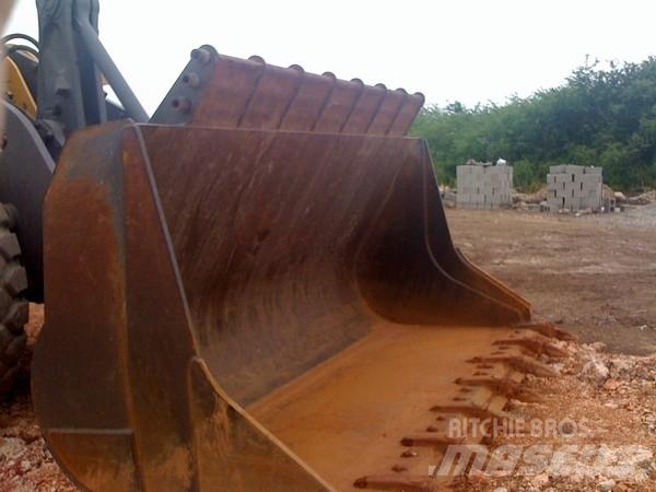 Volvo L180 Iekrāvēji uz riteņiem