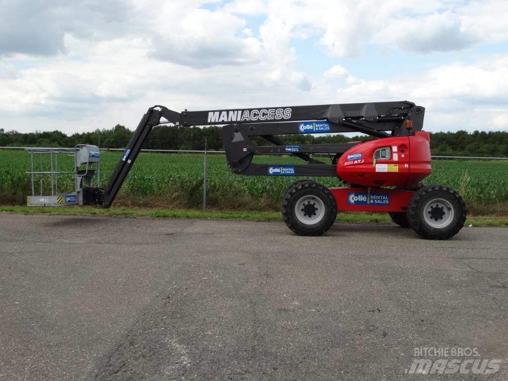 Manitou 200 ATJ Strēles pacēlāji