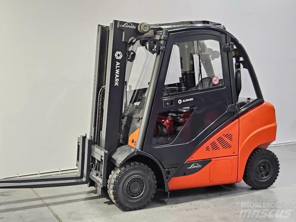 Linde H25D Tehnika ar dīzeļa dzinēju