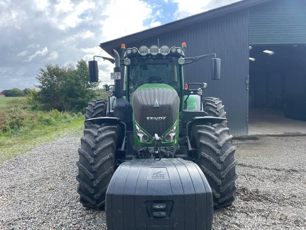 Fendt 828 Vario Traktori