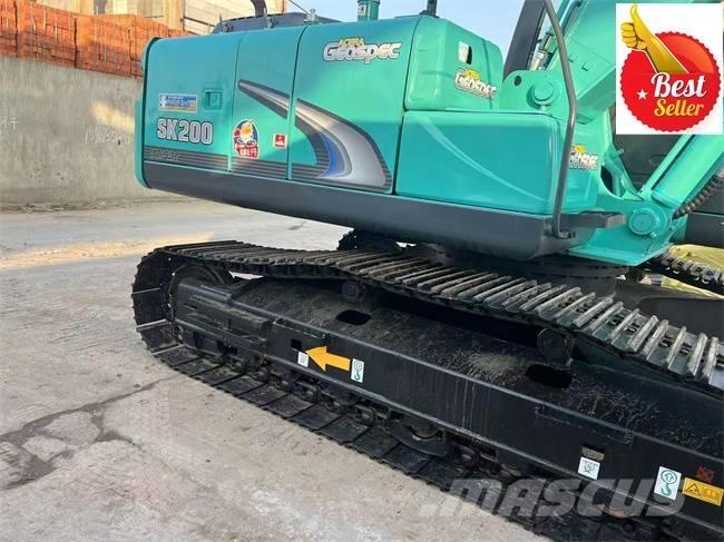 Kobelco SK 200 Kāpurķēžu ekskavatori