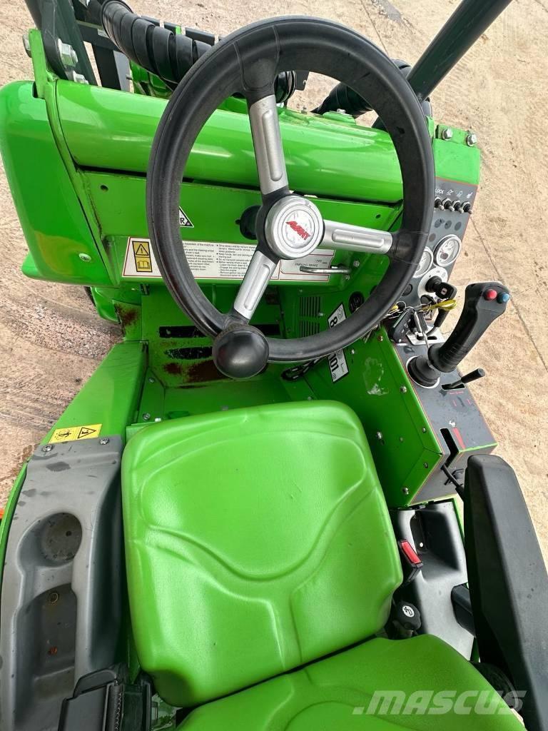 Avant 423 Multifunkcionālie iekrāvēji