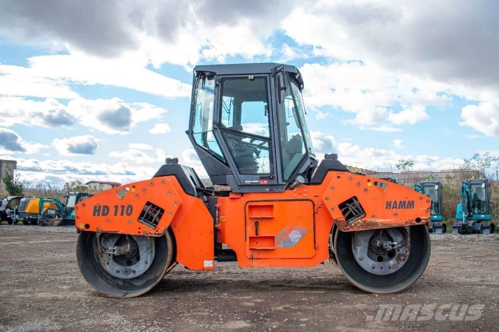 Hamm HD 110 Divvalču grunts veltņi