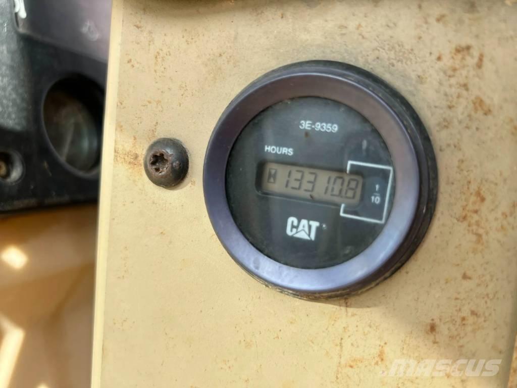 CAT 140H Greideri