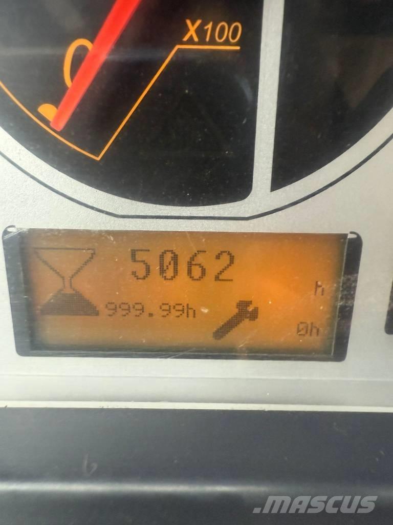 Manitou MT 1436 R Teleskopiskie manipulatori