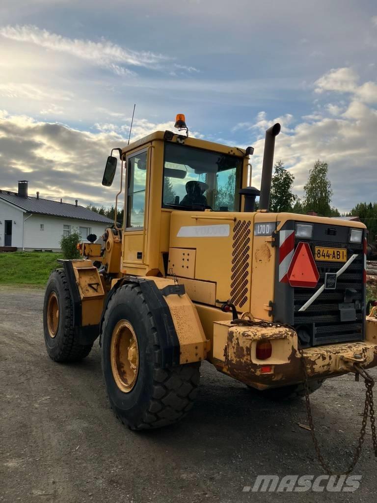 Volvo L 70 D Iekrāvēji uz riteņiem