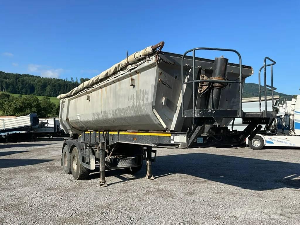 Schwarzmüller HKS 2 Pašizgāzējs