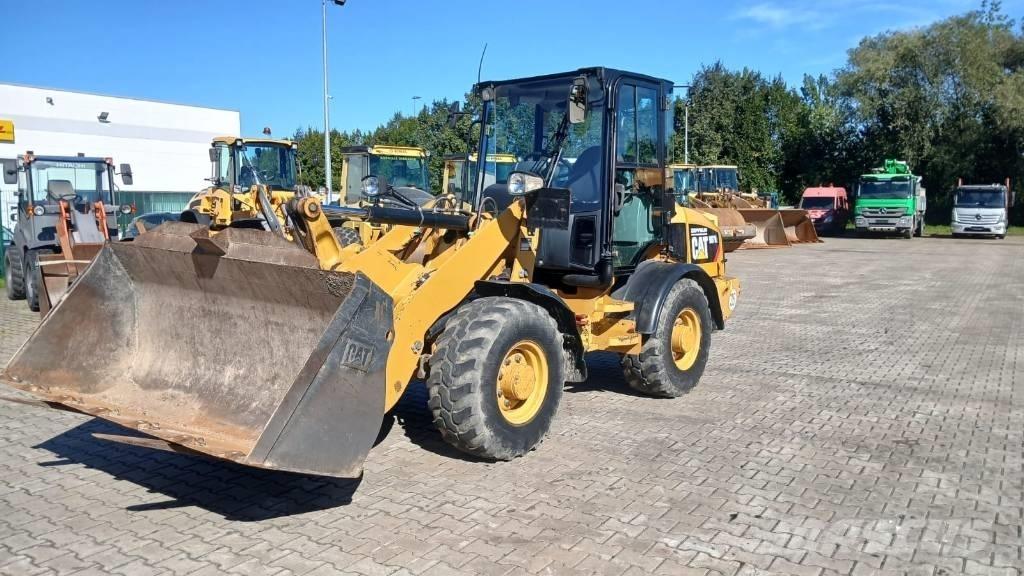 CAT 907 H 2 Iekrāvēji uz riteņiem
