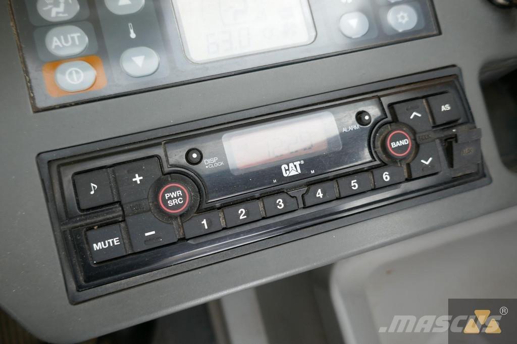 CAT 325F LCR Kāpurķēžu ekskavatori