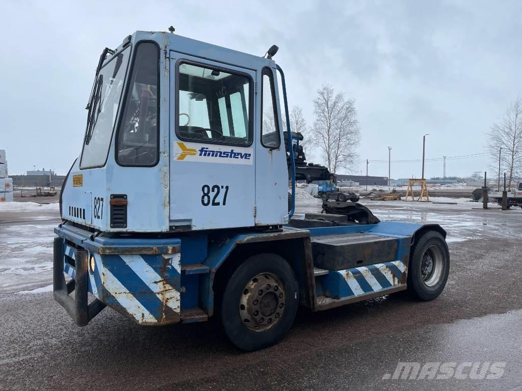 Sisu TRX181 Terminālie traktori