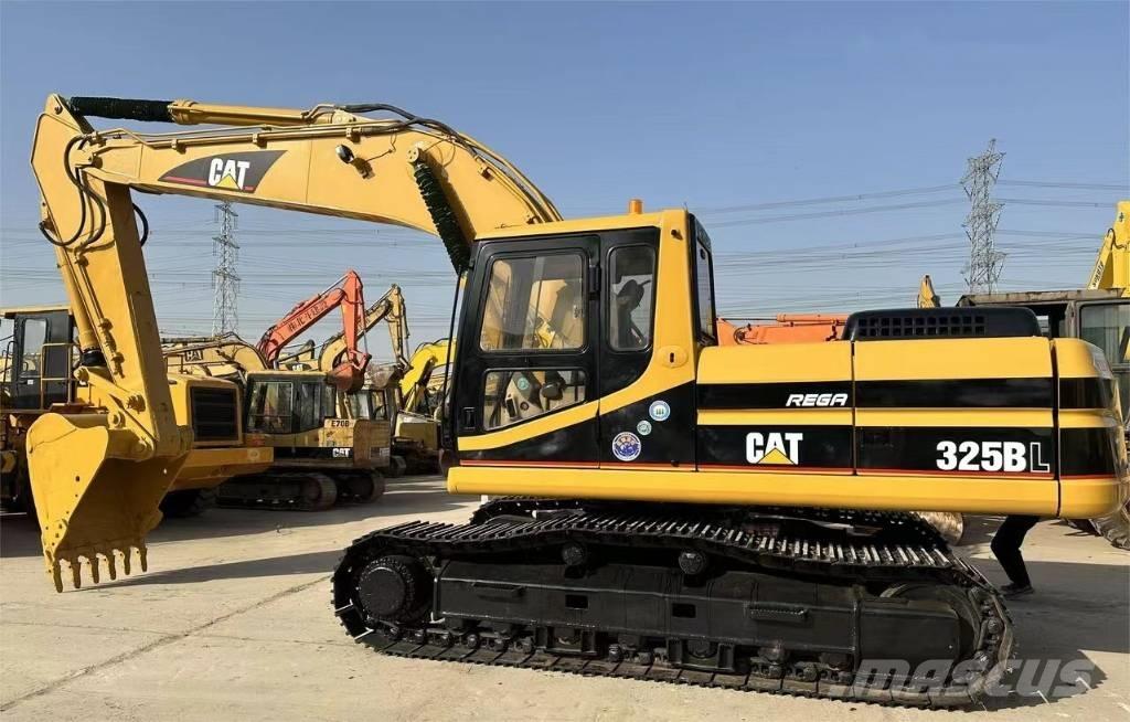 CAT 325 B L Kāpurķēžu ekskavatori
