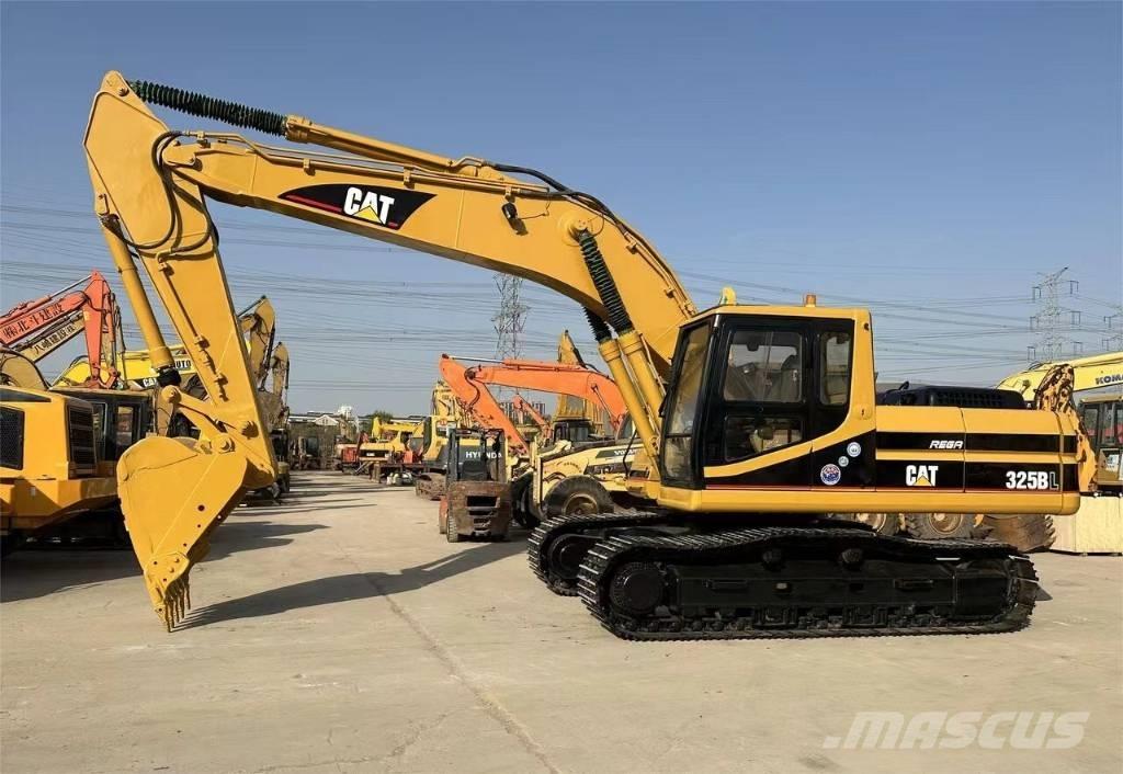 CAT 325 B L Kāpurķēžu ekskavatori