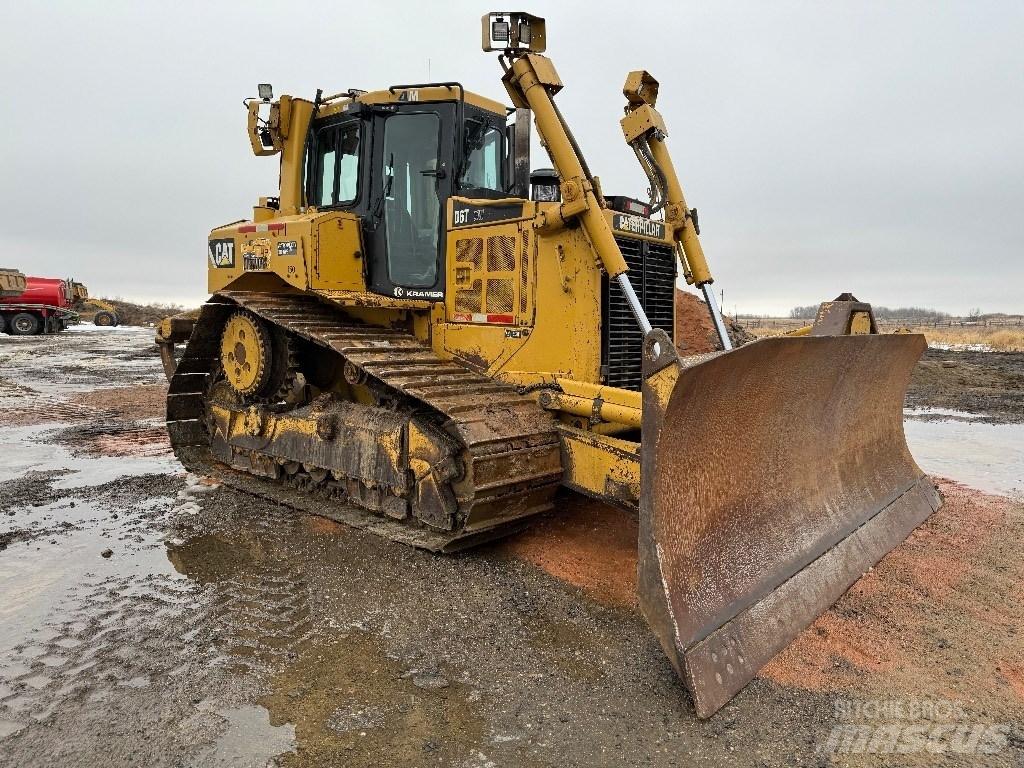 CAT D 6 T XW Kāpurķēžu buldozeri
