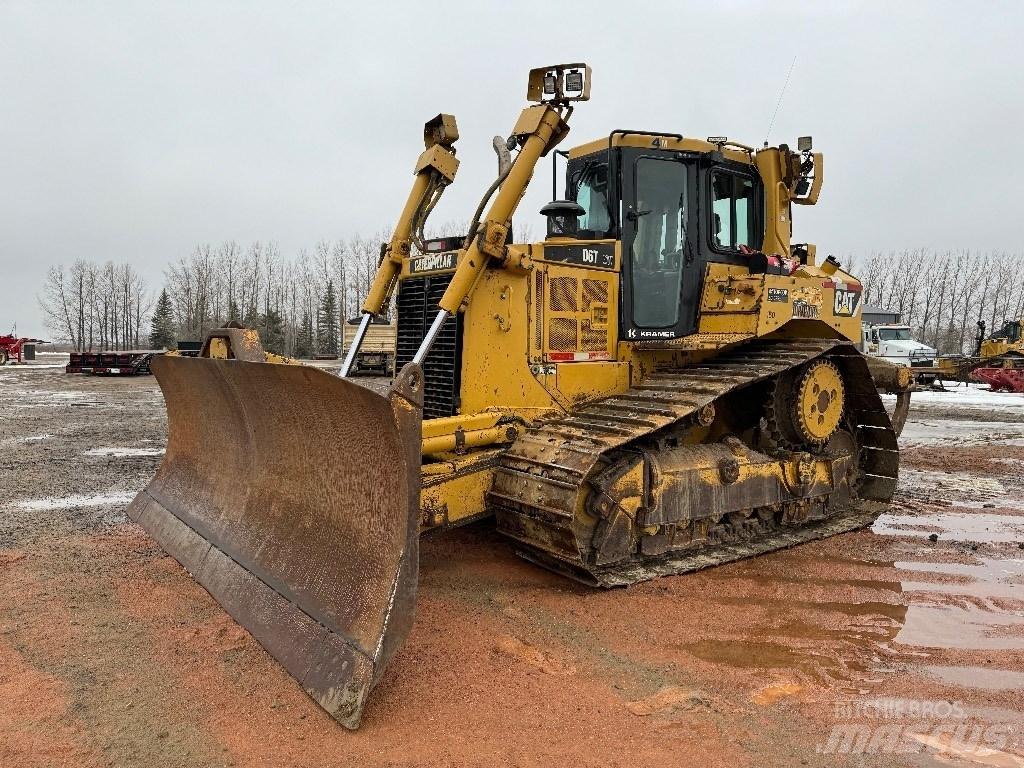 CAT D 6 T XW Kāpurķēžu buldozeri