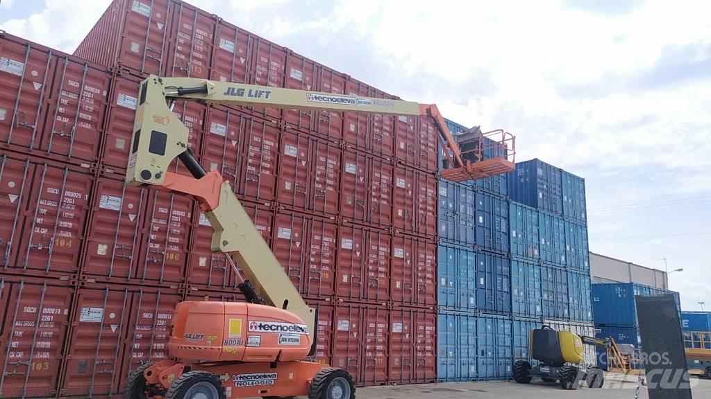 JLG 800 AJ Strēles pacēlāji