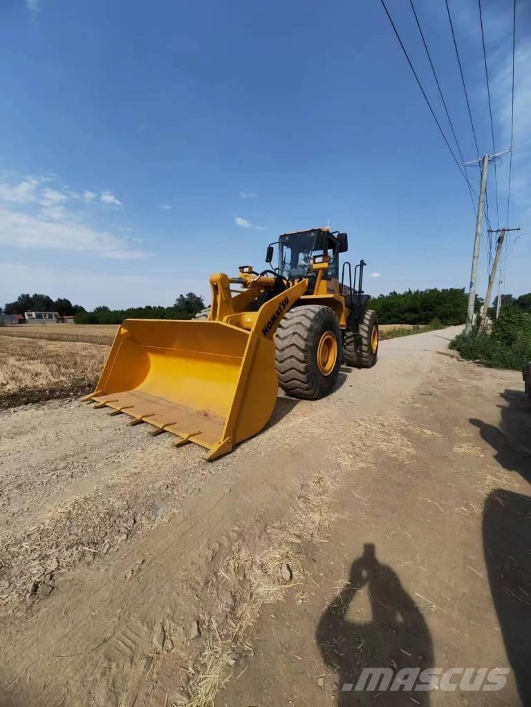 Komatsu WA 470-3 Iekrāvēji uz riteņiem