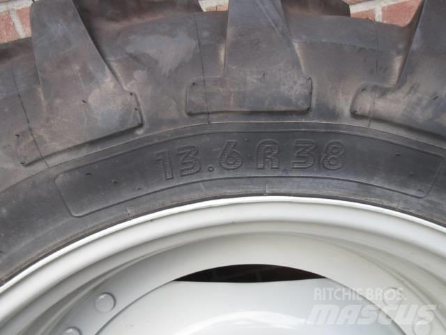 Michelin 13.6/38 Riepas, riteņi un diski