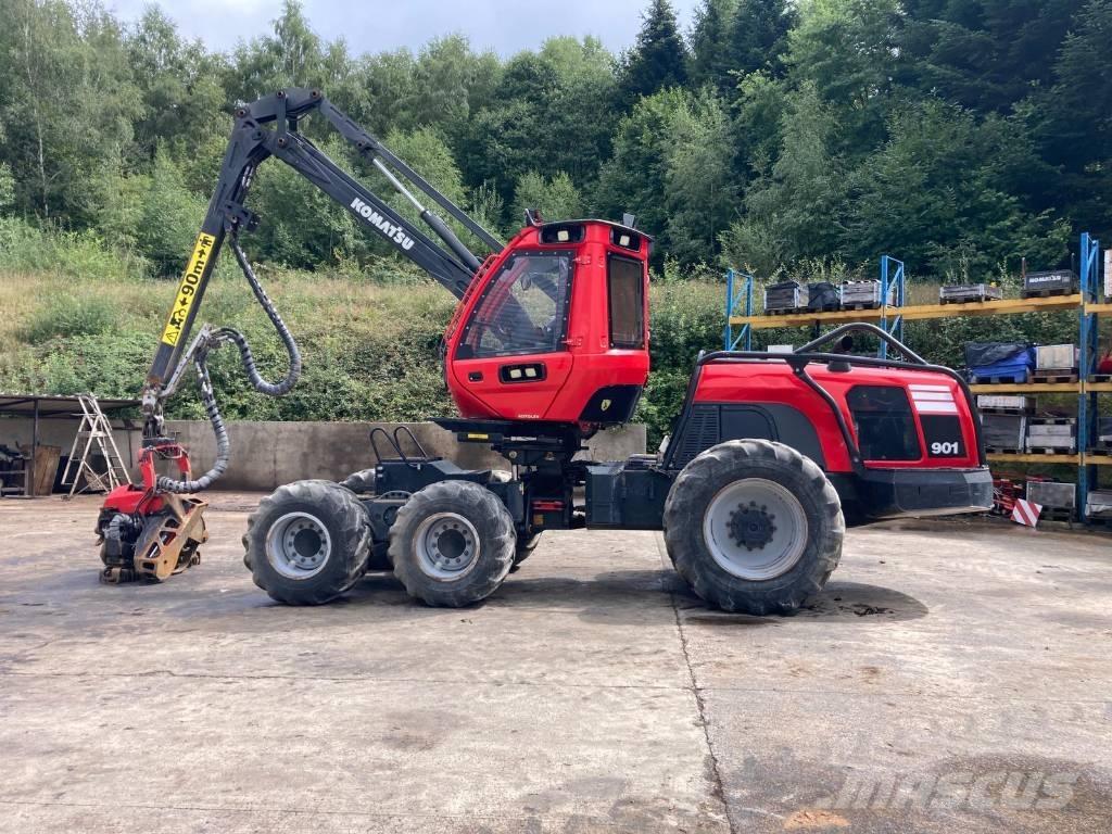 Komatsu 901 Harvesteri