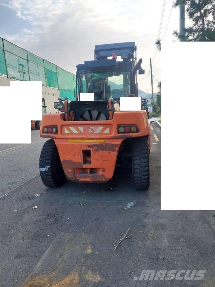Doosan D 160 S-5 Tehnika ar dīzeļa dzinēju