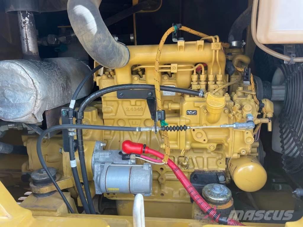 CAT 305.5E2 Mini ekskavatori < 7 t