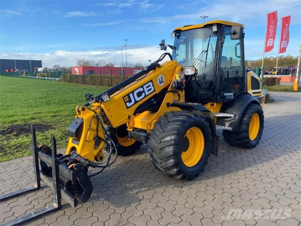 JCB TM 220 - 40 KM/H Lauksaimniecības pacēlāji