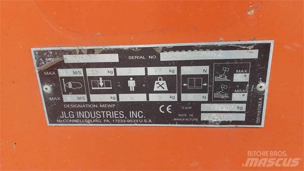 JLG 680SGW+ Teleskopiskie pacēlāji