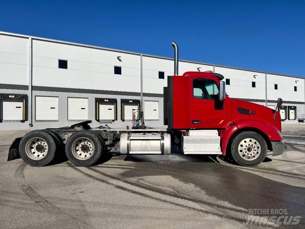 Peterbilt 579 Vilcēji