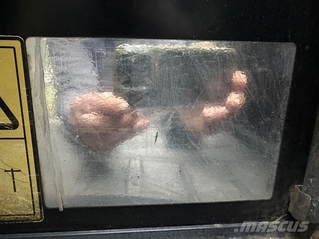 JCB 533-105 Teleskopiskie manipulatori