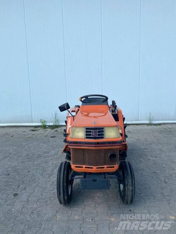 Kubota BULLTRA B1-15 Kompaktie traktori