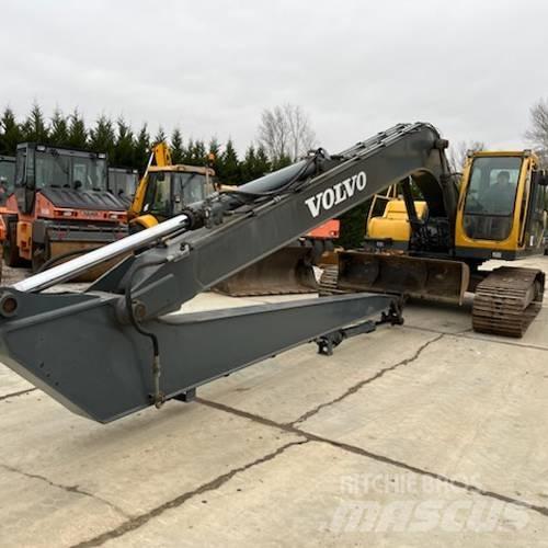 Volvo EC 240 LR Kāpurķēžu ekskavatori