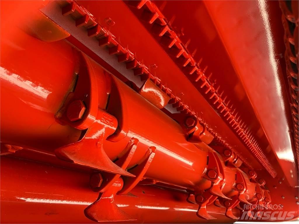 Maschio Delta 830 Cits lopbarības novācēju, kombainu aprīkojums